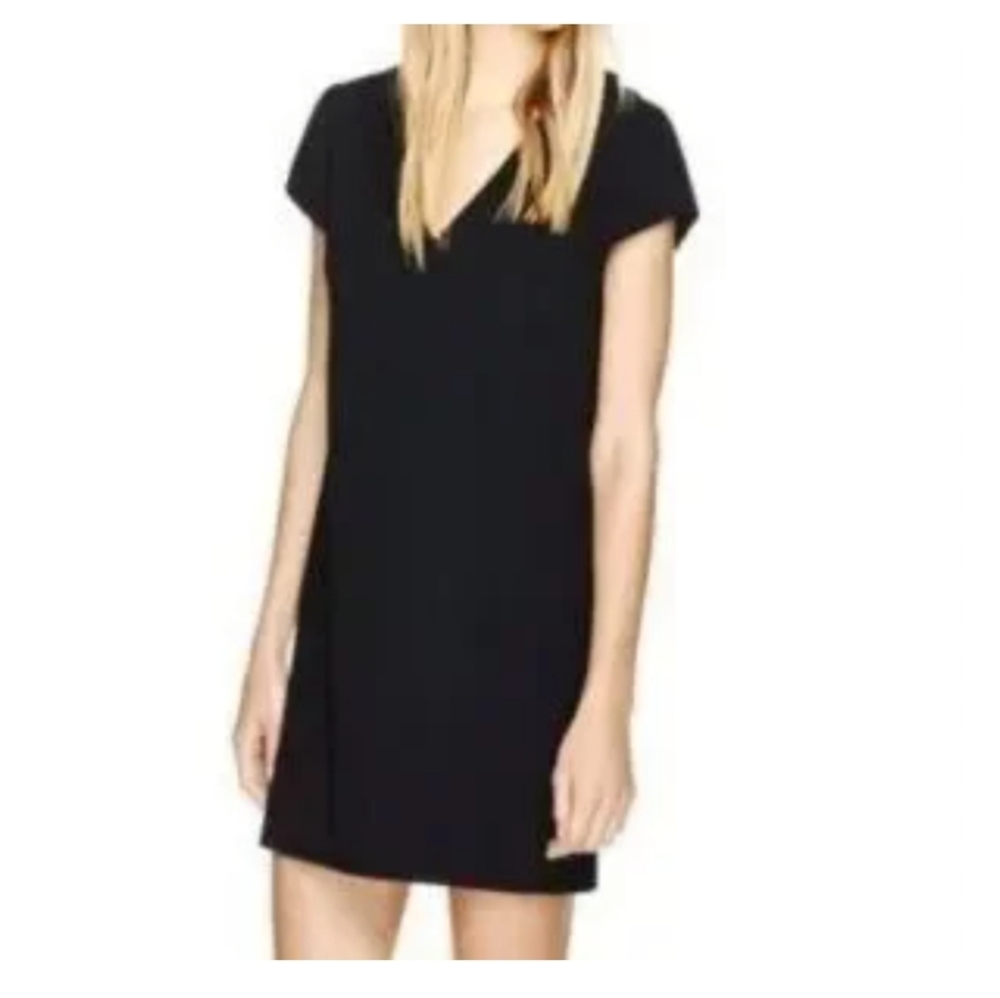 Babaton Hamptons Shift Wedding Guest V-Neck Mini Little Black Dress
